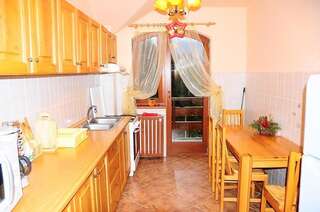 Гостевой дом Casa Anca Boutique Hotel Брашов-4